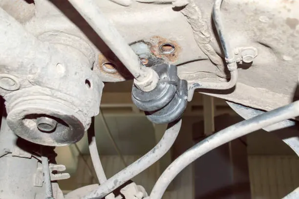 Sway Bar Bushing Symptoms & Diagnosis 2025 – Μην αφήνετε τους μικρούς θορύβους να μετατρέπονται σε μεγάλα προβλήματα